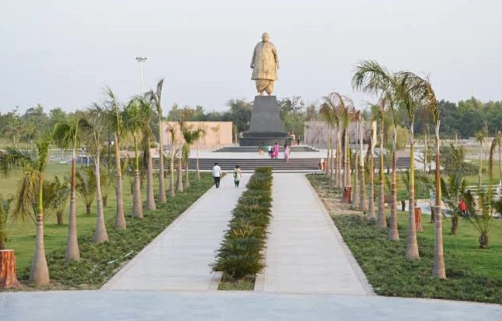 Janeshwar Mishra Park Lucknow